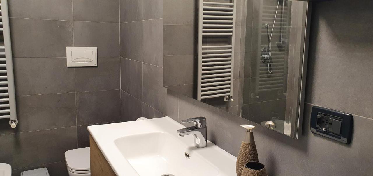 Apartamento La Maison Di Aurora Orbassano Exterior foto
